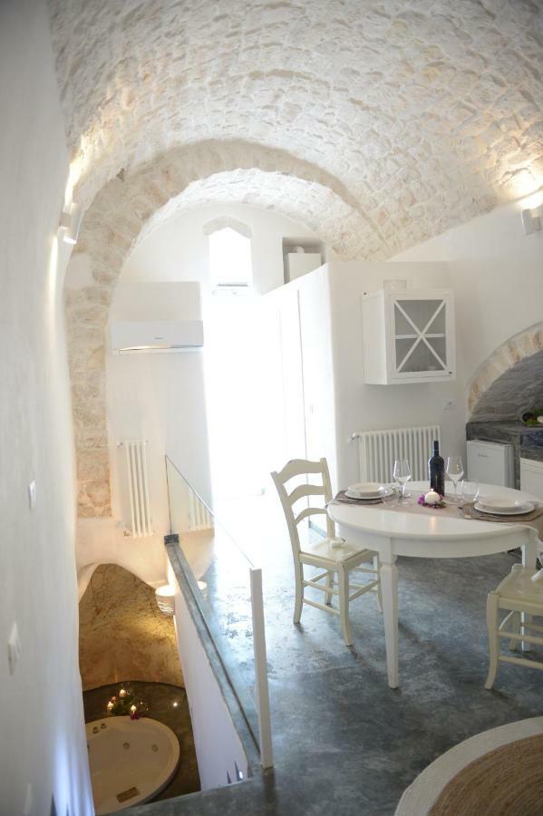 white luxury suite Ostuni Exterior foto
