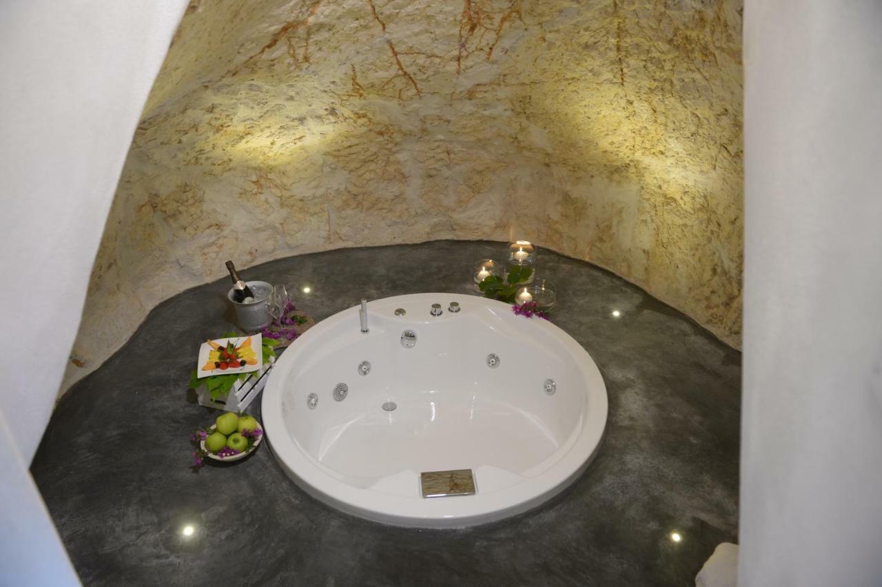 white luxury suite Ostuni Exterior foto